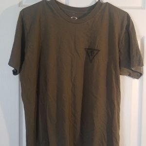 Oakley size medium green shirt